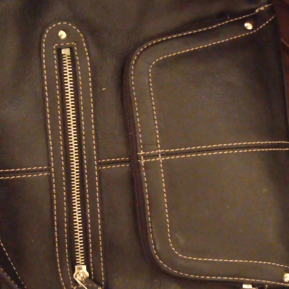 Vintage leather Tignanello purse - Picture 6 of 9